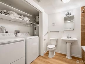 15520 30th Avenue NE, Shoreline WA 98155