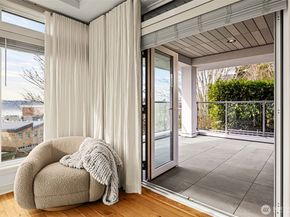 225 2nd Street S D4, Kirkland WA 98033