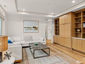 225 2nd Street S D4, Kirkland WA 98033