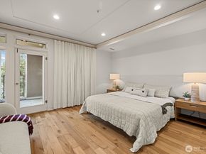 225 2nd Street S D4, Kirkland WA 98033