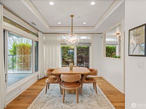 225 2nd Street S D4, Kirkland WA 98033