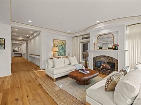 225 2nd Street S D4, Kirkland WA 98033