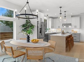 1261 NE 100th Street, Seattle WA 98125