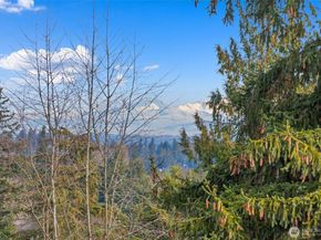 1261 NE 100th Street, Seattle WA 98125