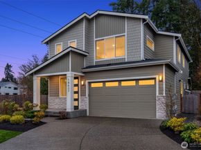 18627 Meridian Place W, Bothell WA 98012