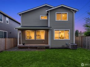 18627 Meridian Place W, Bothell WA 98012