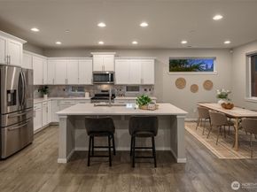 18627 Meridian Place W, Bothell WA 98012