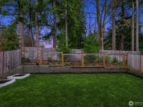 18627 Meridian Place W, Bothell WA 98012
