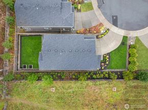 18627 Meridian Place W, Bothell WA 98012