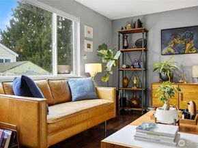 11815 20th Avenue SW, Burien WA 98146