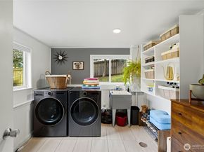 11815 20th Avenue SW, Burien WA 98146