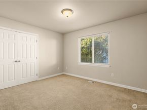 38114 30th Court S, Auburn WA 98001