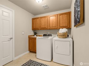 38114 30th Court S, Auburn WA 98001