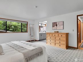 902 7th Avenue S, Edmonds WA 98020