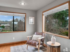 902 7th Avenue S, Edmonds WA 98020