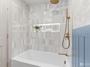 16858 76th Avenue W, Edmonds WA 98026