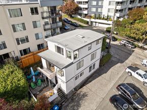 561 Lee Street, Seattle WA 98109
