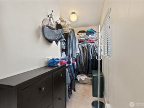 561 Lee Street, Seattle WA 98109