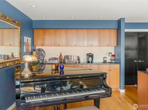 1640 Magnolia Boulevard W, Seattle WA 98199