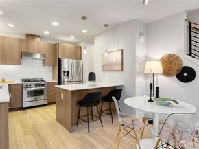 4272 SW Bradford Street, Seattle WA 98116