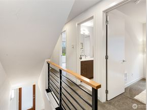 4272 SW Bradford Street, Seattle WA 98116