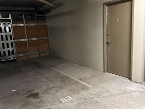 4547 8th Avenue NE 414, Seattle WA 98105