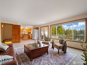 30714 19th Avenue S, Federal Way WA 98003