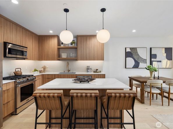 614 5th Avenue S C107, Edmonds WA 98020