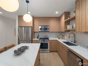 614 5th Avenue S C107, Edmonds WA 98020