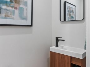 3114 Queen Anne Avenue N, Seattle WA 98119