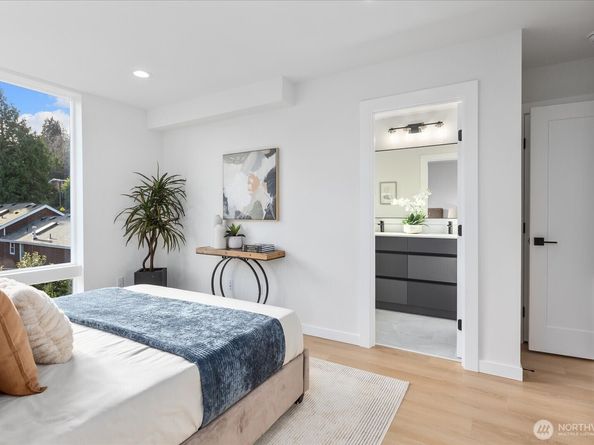 3114 Queen Anne Avenue N, Seattle WA 98119