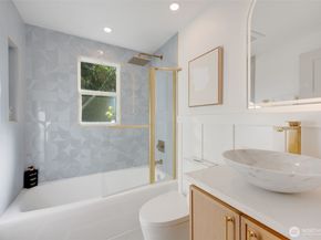 4203 5th Avenue NW, Seattle WA 98107