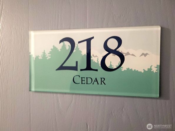 18100 15th Avenue NE C218, Shoreline WA 98155