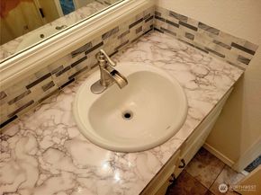 18100 15th Avenue NE C218, Shoreline WA 98155