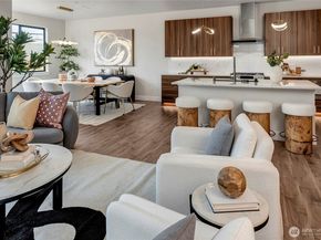 3928 214th Place SE B, Bothell WA 98021