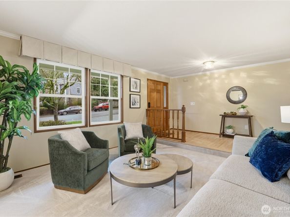 23038 NE 19th Drive, Sammamish WA 98074