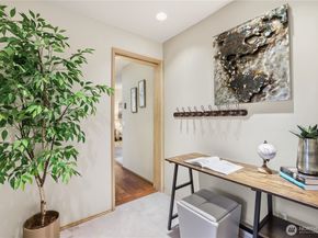 23038 NE 19th Drive, Sammamish WA 98074