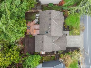 23038 NE 19th Drive, Sammamish WA 98074