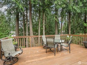 23038 NE 19th Drive, Sammamish WA 98074