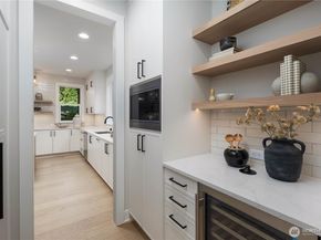 12206 NE 61st Street, Kirkland WA 98033