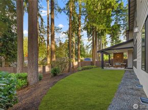 12206 NE 61st Street, Kirkland WA 98033