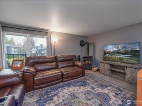 25735 115th Avenue SE J203, Kent WA 98030