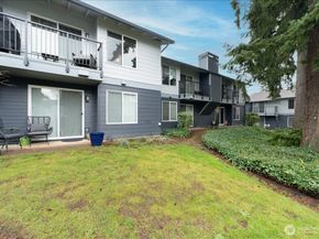 25735 115th Avenue SE J203, Kent WA 98030