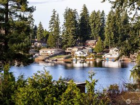 3623 Shelby Road, Lynnwood WA 98087