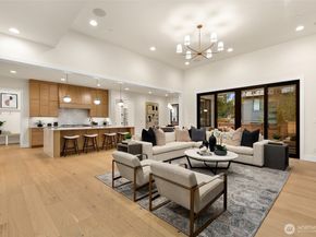 836 130th Avenue NE, Bellevue WA 98005