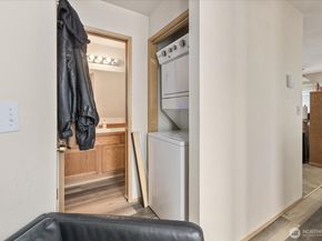 2826 NE 8th Street, Renton WA 98056