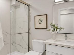 2374 Franklin Avenue E, Seattle WA 98102