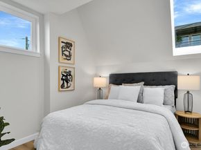 2374 Franklin Avenue E, Seattle WA 98102