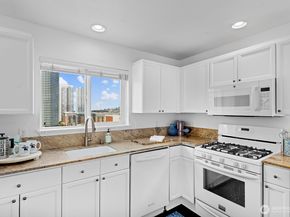 1805 Bellevue Avenue 503, Seattle WA 98122