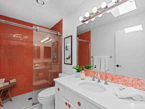 1805 Bellevue Avenue 503, Seattle WA 98122